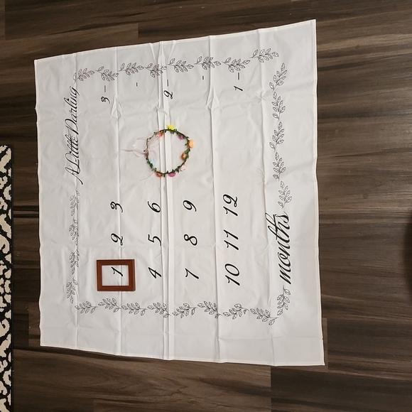 A Little Darling Baby Monthly Milestone Blanket Photo Prop - Picture 2 of 5